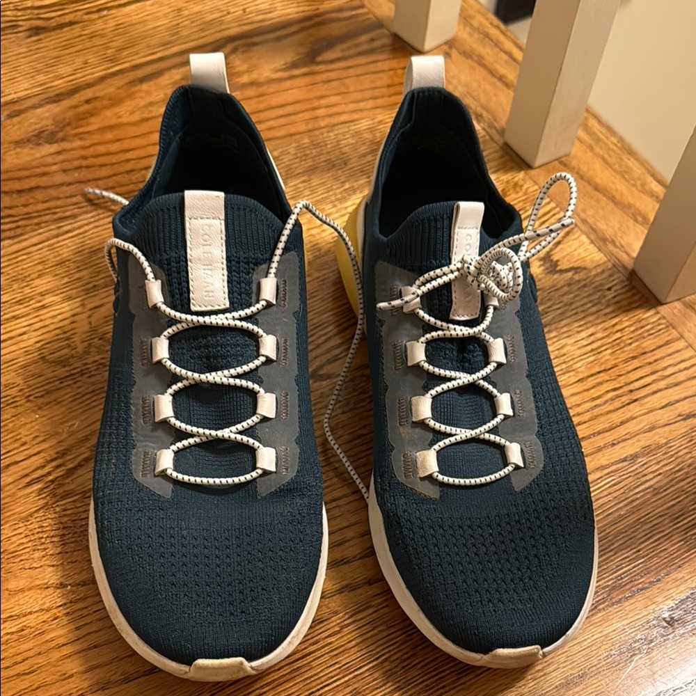 Cole Haan Women's Dark Blue and Light Beige Sneakers